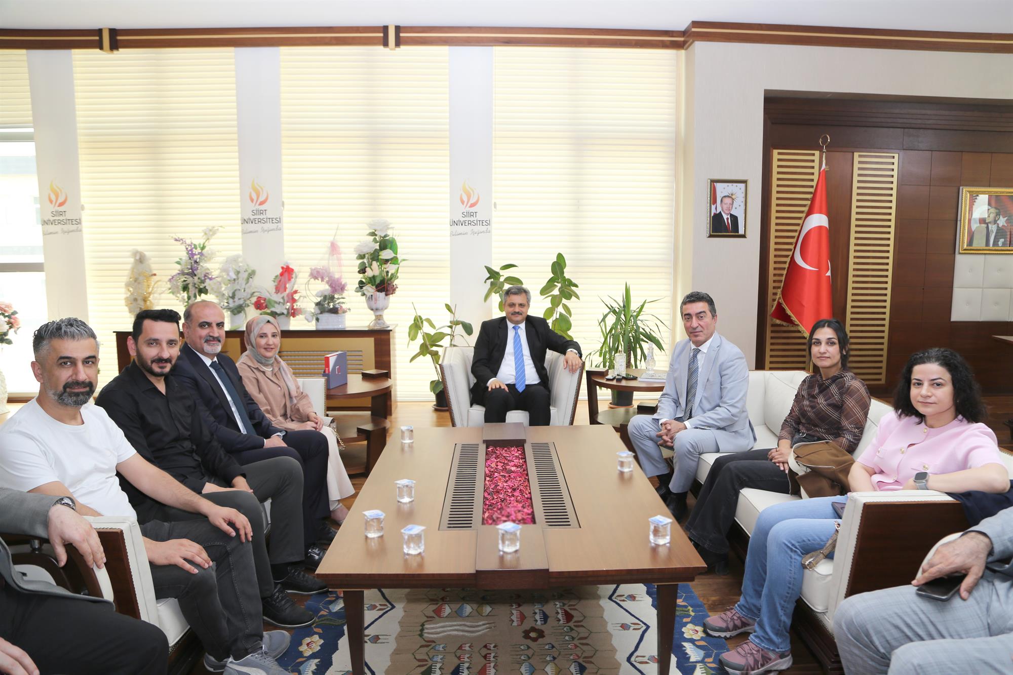Siirt Eczacılar Odası Yönetiminden Rektörümüz Prof. Dr. Nihat Şındak’a Ziyaret